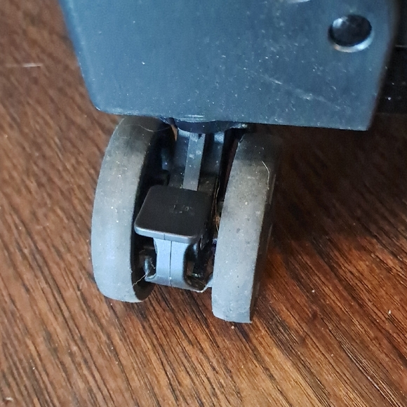 NEW!!! Paul Mitchell Black Cosmetology Travel Case - Picture 12 of 16